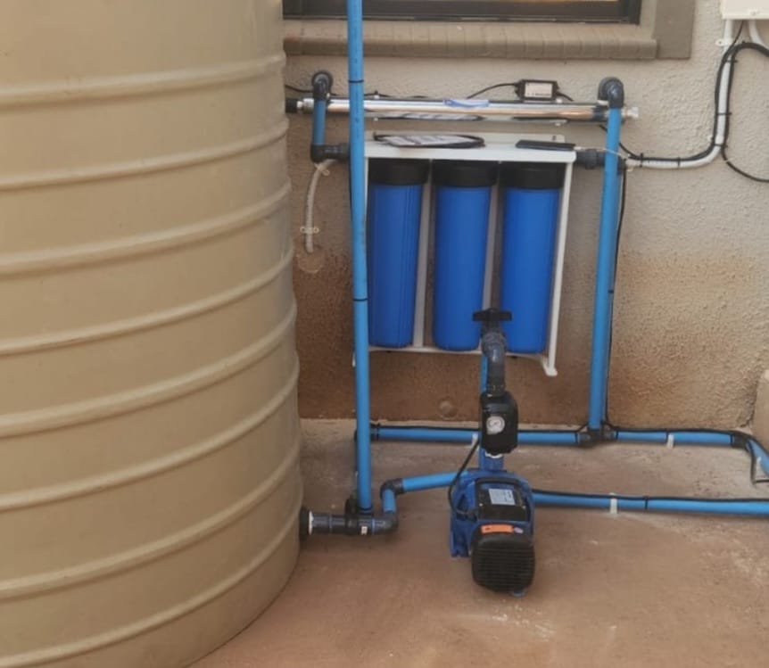 Backup water storage tank